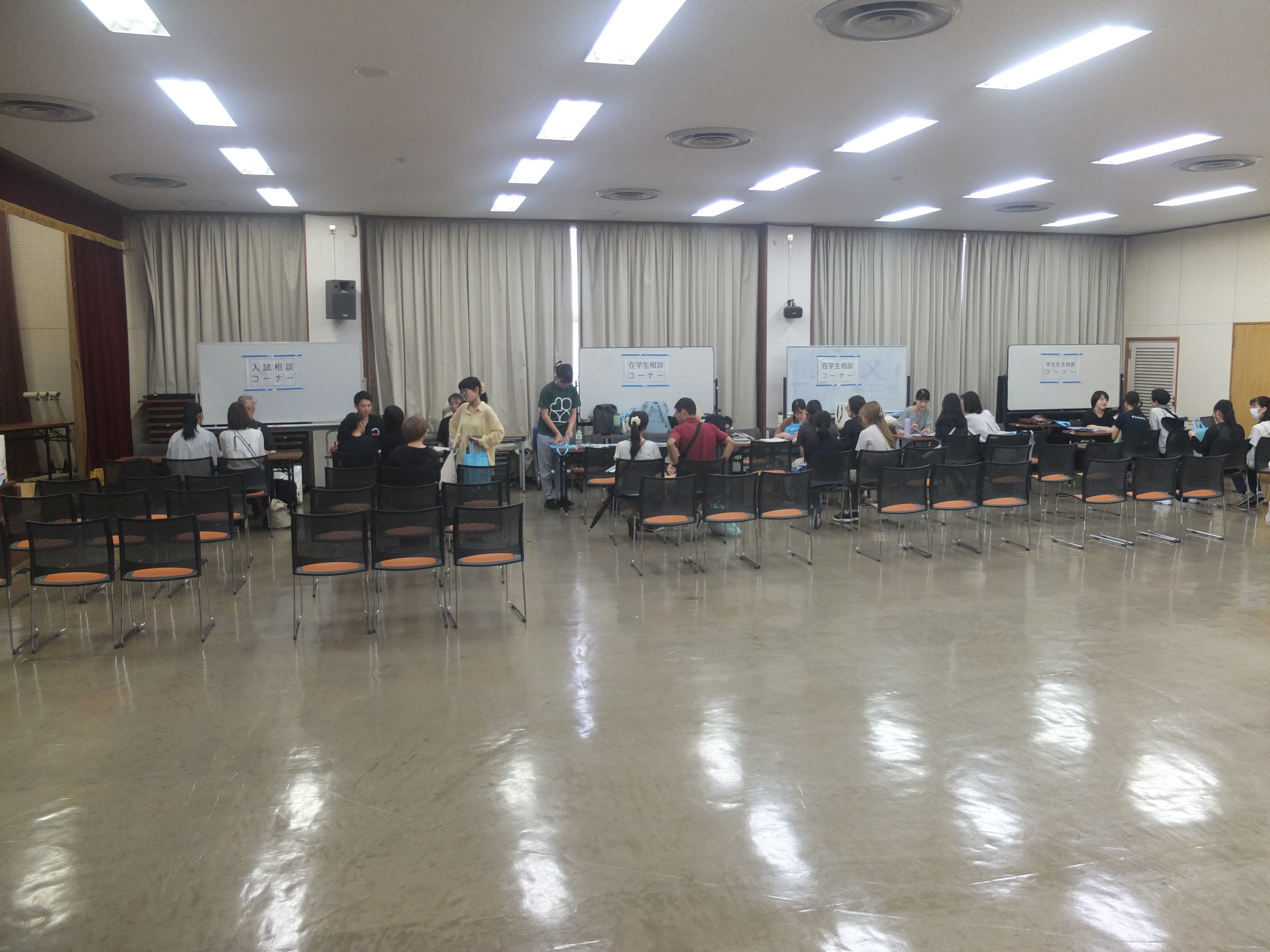 写真：入試相談